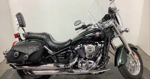 Kawasaki vulcan clearance 900 green